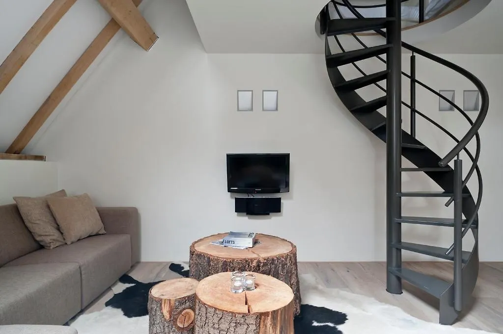Country house Cour 8 Lofts Guest House Maastricht