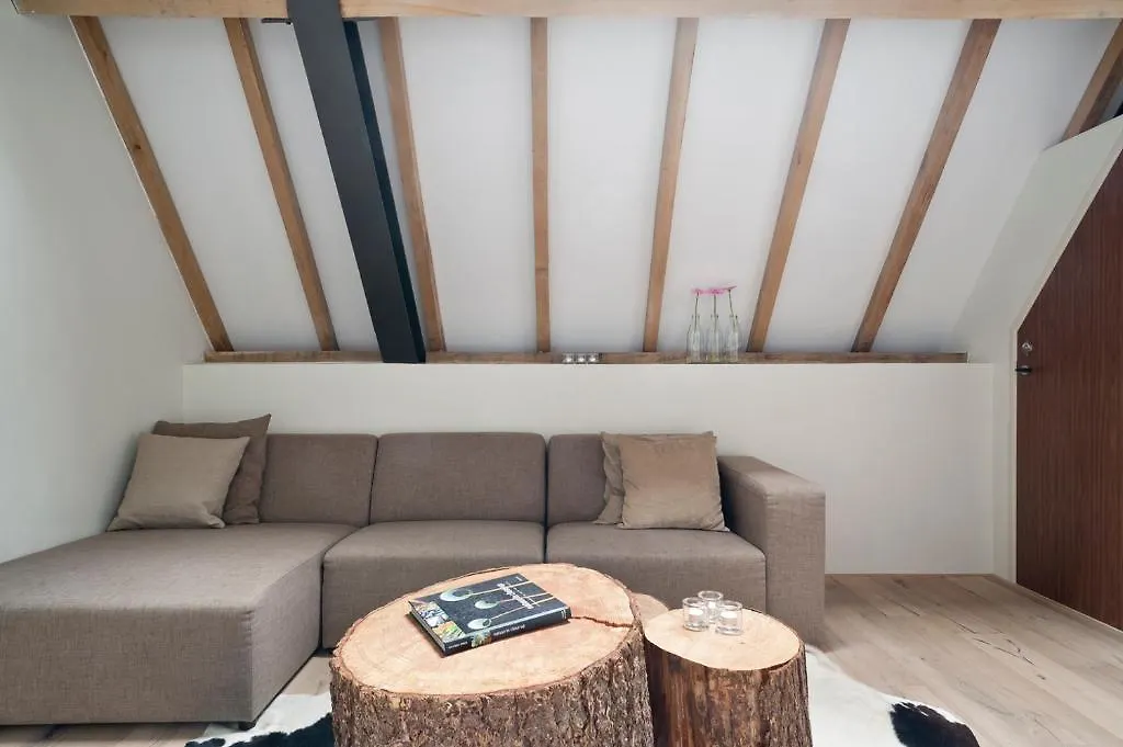 Cour 8 Lofts Guest House Maastricht Country house