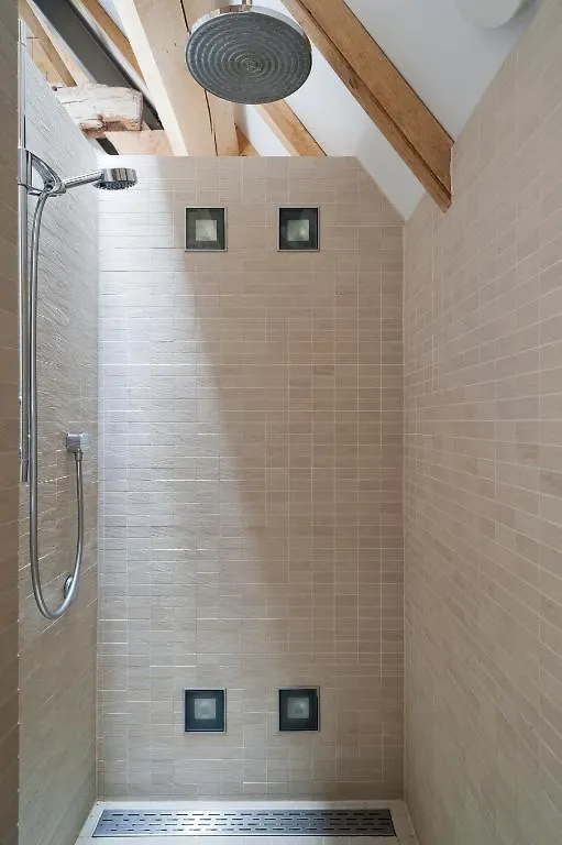 Cour 8 Lofts Guest House Maastricht Netherlands